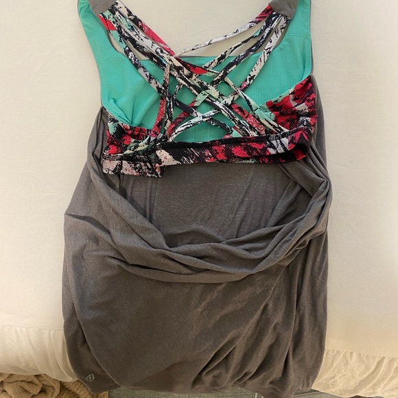 Lulu lemon open back tank top - Picture 2 of 2